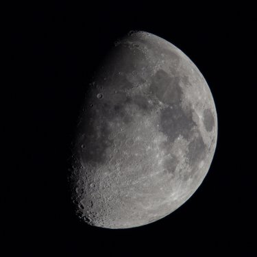 Открытка - Серая луна №3817